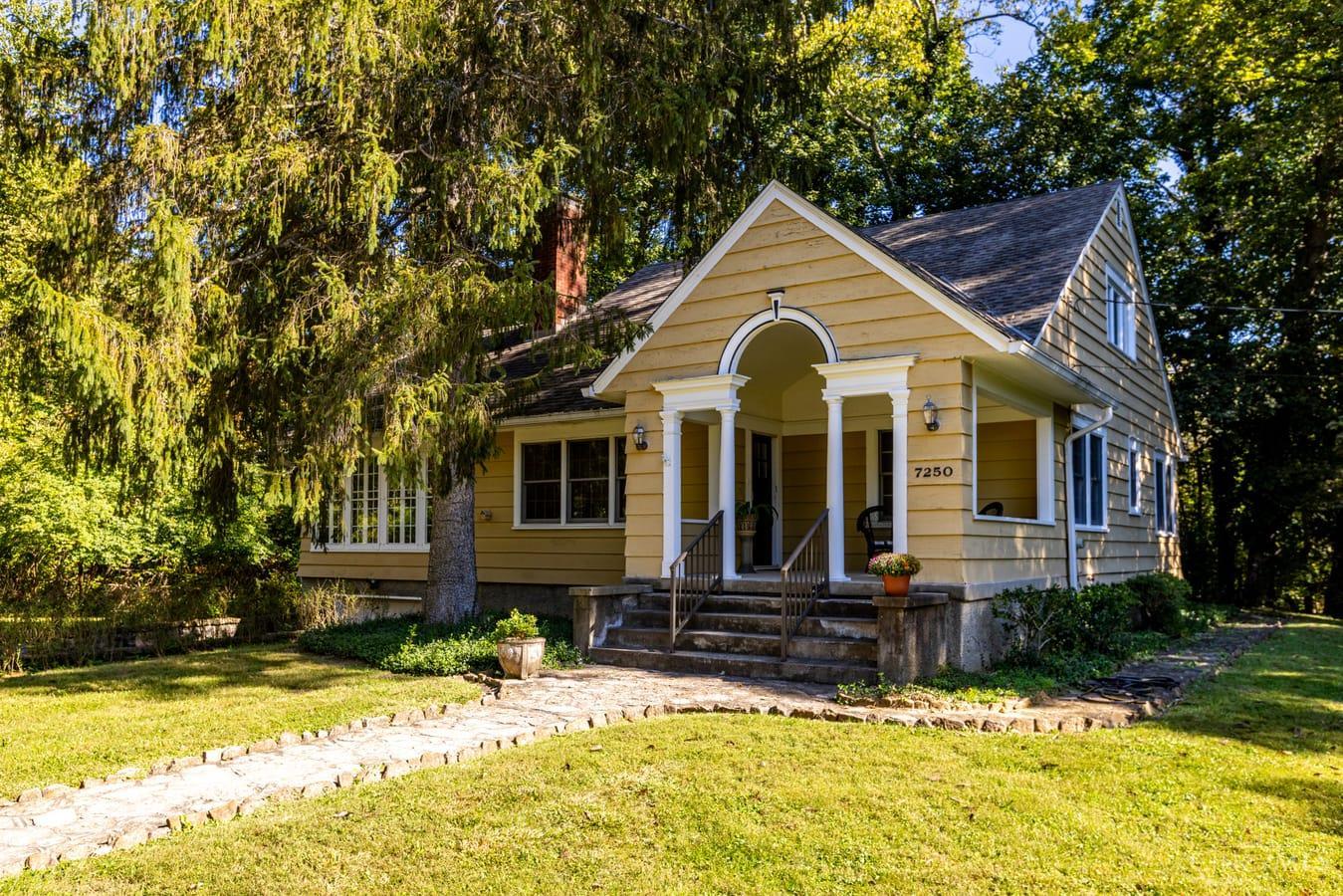 7250 Overcliff Road Cincinnati, OH 45233 - Photo 1 of 49 Gallery Image 1