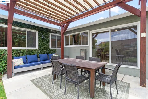 $1,558,000 | 270 Ludlow Place, San Ramon, CA 94583