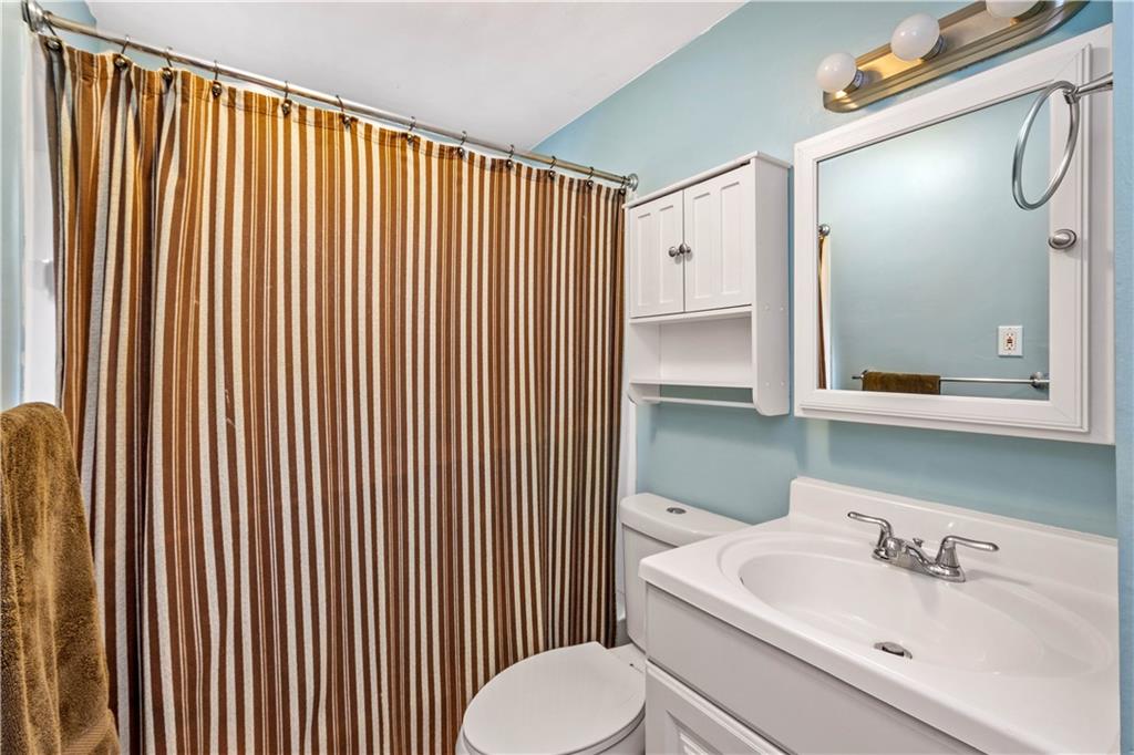 437 Spring Valley Road West Mifflin, PA 15122 - Photo 17 of 25 Gallery Image 17