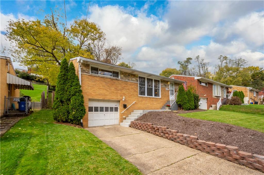 437 Spring Valley Road West Mifflin, PA 15122 - Photo 3 of 25 Gallery Image 3