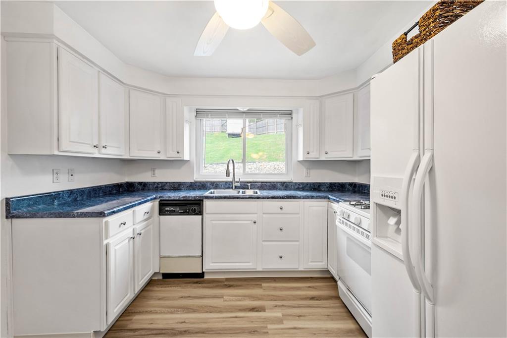 437 Spring Valley Road West Mifflin, PA 15122 - Photo 7 of 25 Gallery Image 7