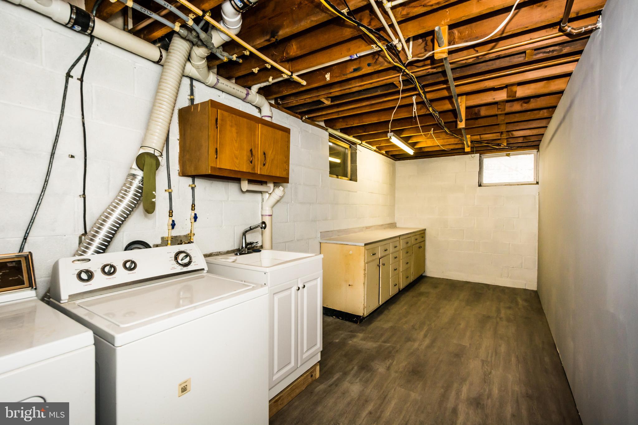 2629 Rocks Road Forest Hill, MD 21050 - Photo 33 of 43 a utility room with dryer and washer