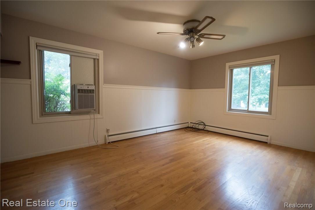 1452 Crest Road Howell, MI 48843 - Photo 16 of 33 1452 Crest-23.jpg