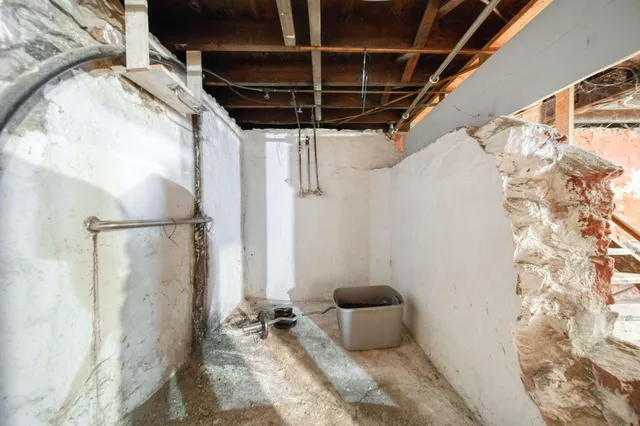 $165,000 | 206 Marshall Street, Brooklyn, MI 49230