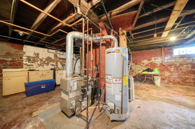 $165,000 | 206 Marshall Street, Brooklyn, MI 49230