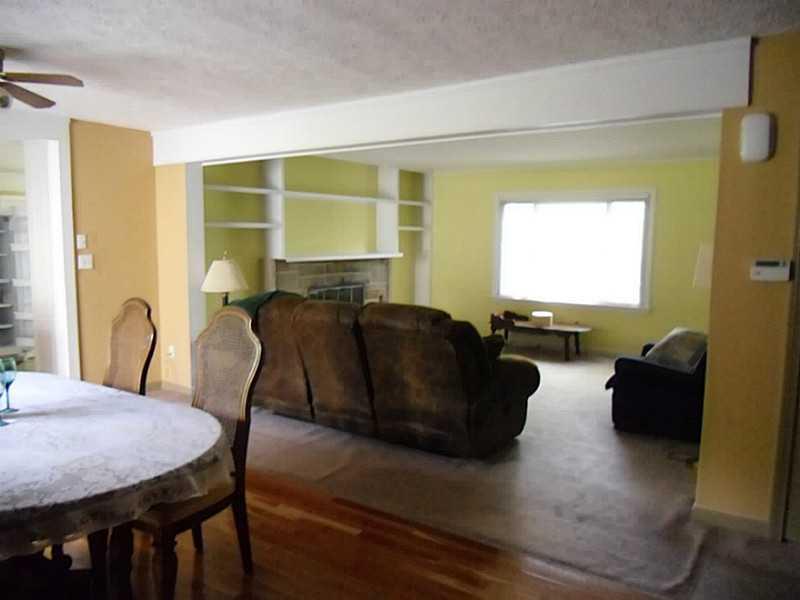 110 Elmbrook Road Beaver Falls, PA 15010 - Photo 8 of 17 Living Room.