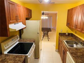 7324 Southwest 8th Court North Lauderdale, FL 33068 - Photo 2 of 10 KITCHEN