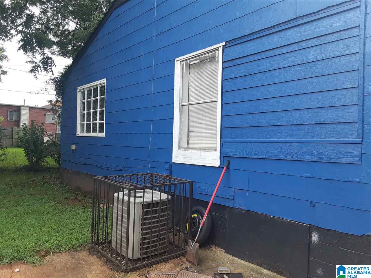 930 21st Street Birmingham, AL 35211 - Photo 2 of 5
