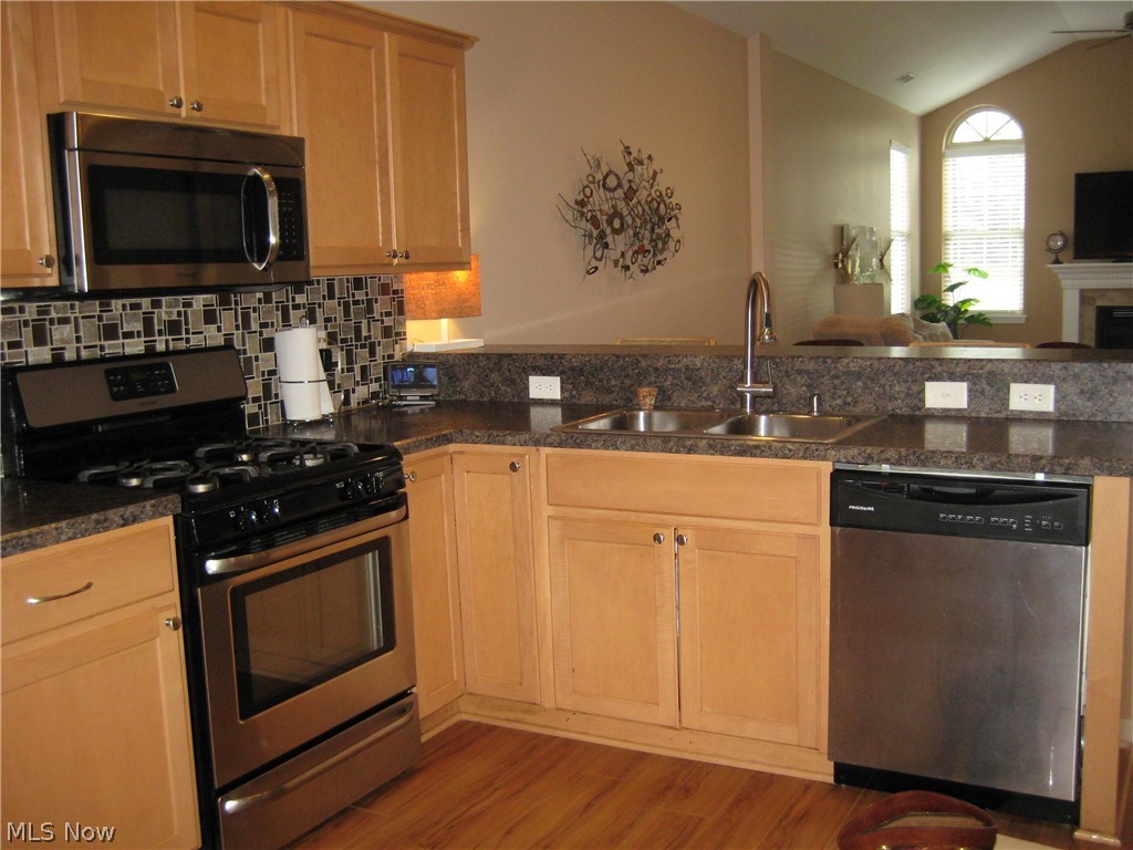 9264 Sharrott Road, Unit 1603 Youngstown, OH 44514 - Photo 12 of 35 Gallery Image 12