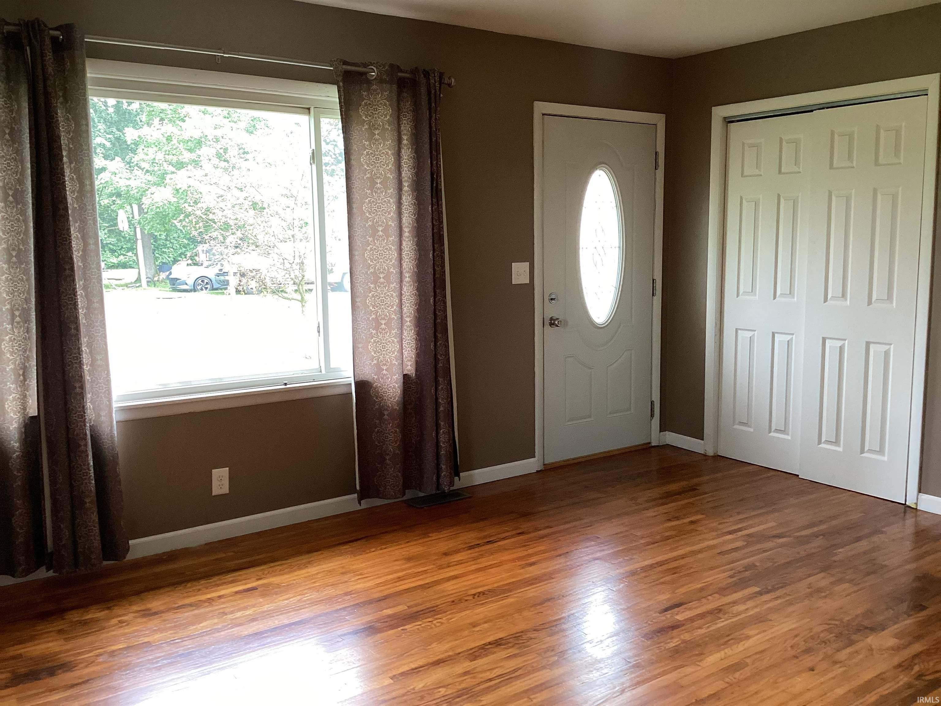 734 North 10th Street Decatur, IN 46733 - Photo 9 of 17
