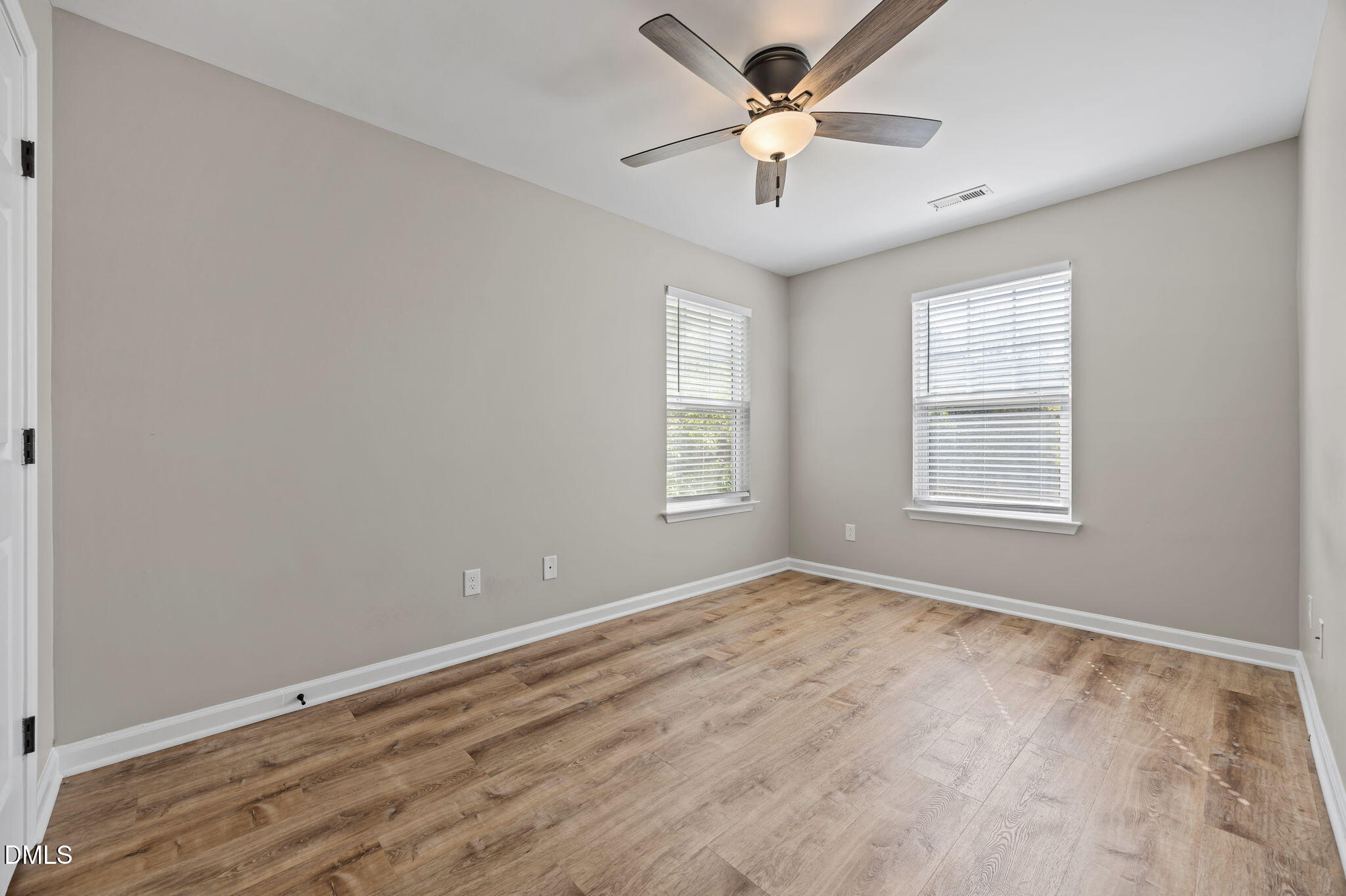 11700 Coppergate Drive, Unit 100 Raleigh, NC 27614 - Photo 20 of 40 28-web-or-mls-IMG_1573