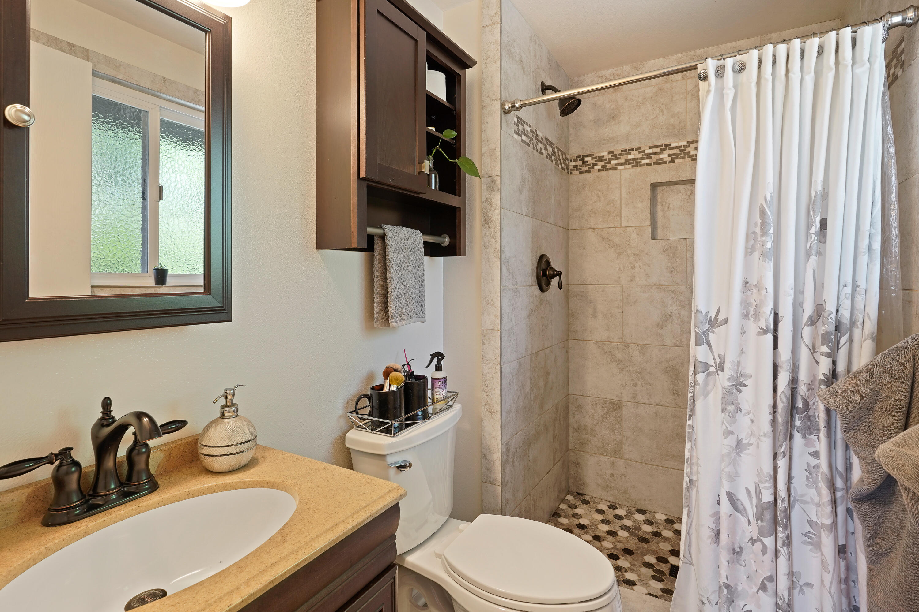 2901 Northeast Shepard Road Bend, OR 97701 - Photo 31 of 36 DSC07262