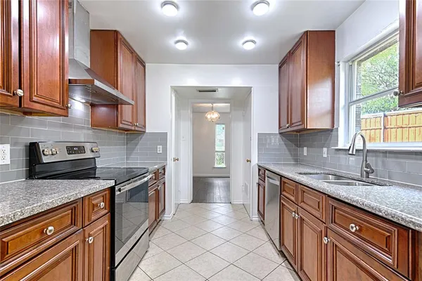 $2,690 | 3731 Truesdell Place, Dallas, TX 75244