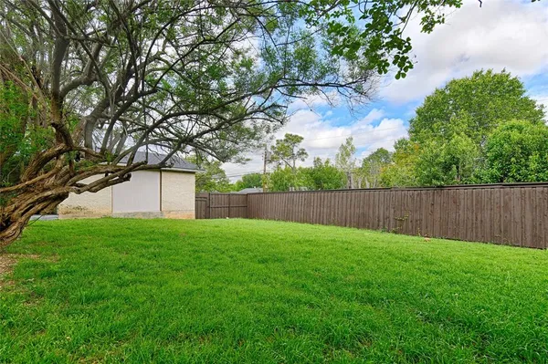 $2,690 | 3731 Truesdell Place, Dallas, TX 75244