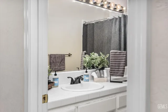 $445,000 | Undisclosed Address, Bakersfield, CA 93311