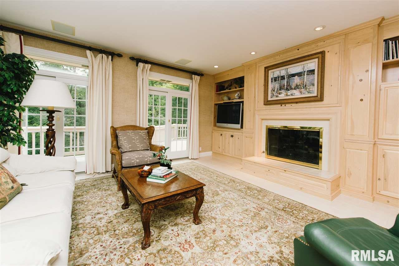 206 Greystone Court Dunlap, IL 61525 - Photo 18 of 36 Gallery Image 18