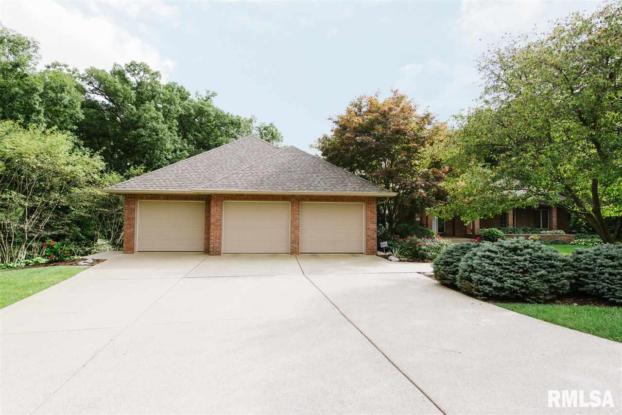 206 Greystone Court Dunlap, IL 61525 - Photo 3 of 36 Gallery Image 3