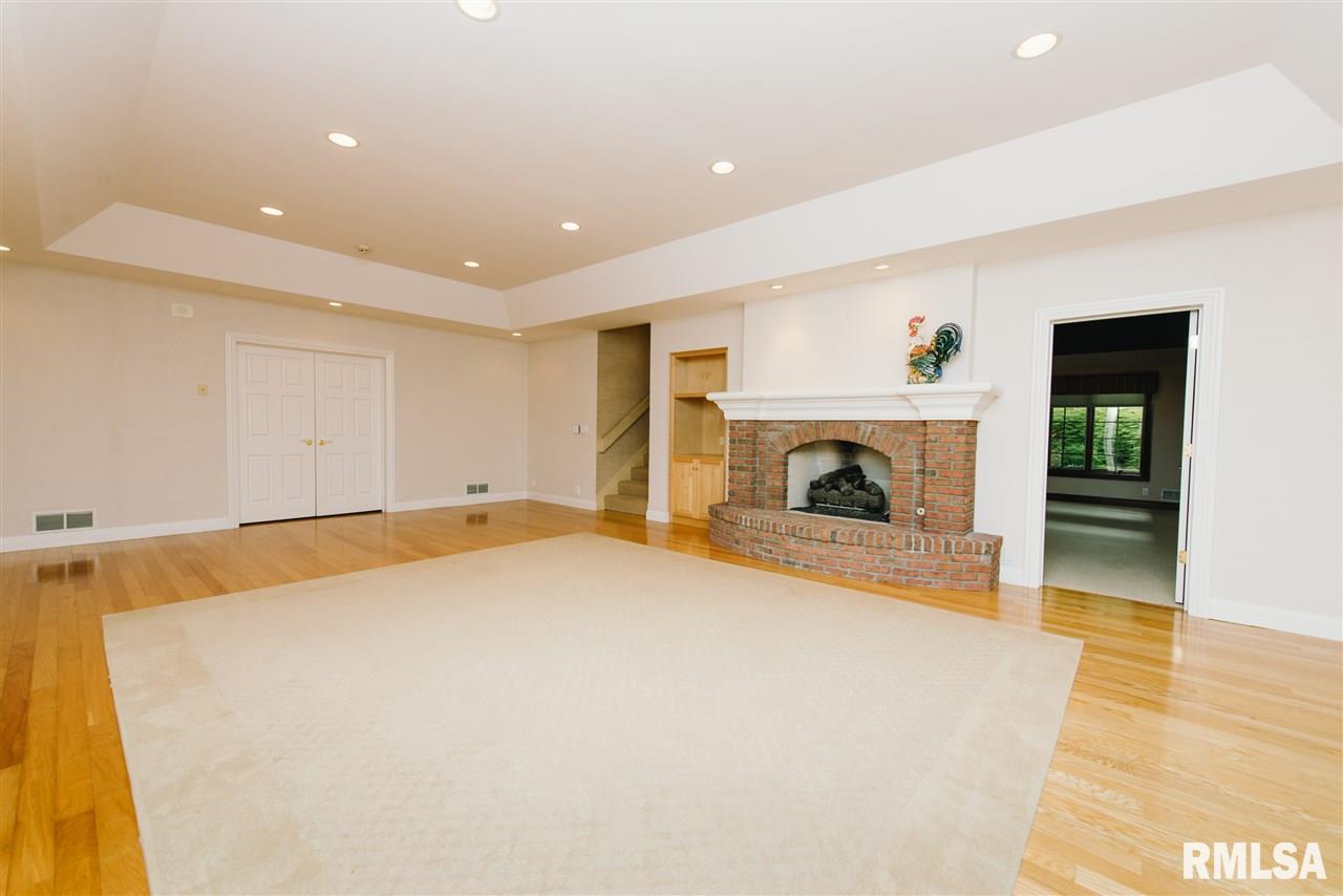 206 Greystone Court Dunlap, IL 61525 - Photo 27 of 36 Gallery Image 27
