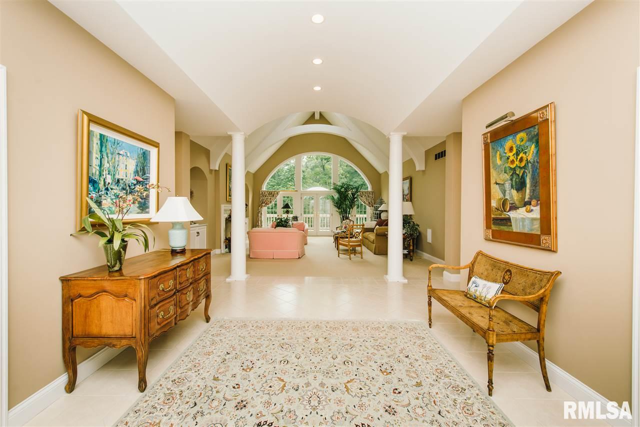 206 Greystone Court Dunlap, IL 61525 - Photo 4 of 36 Gallery Image 4