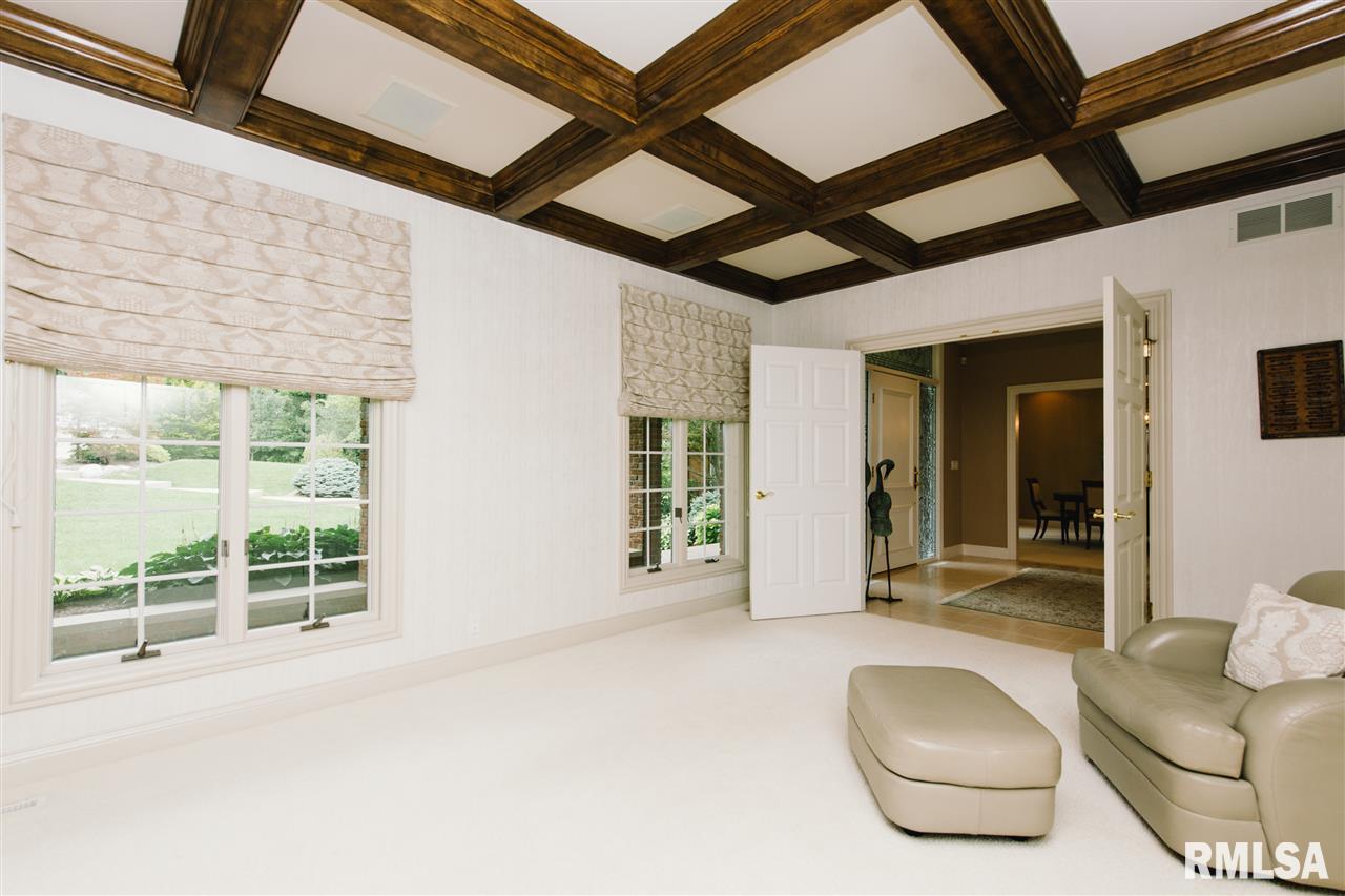 206 Greystone Court Dunlap, IL 61525 - Photo 10 of 36 Gallery Image 10