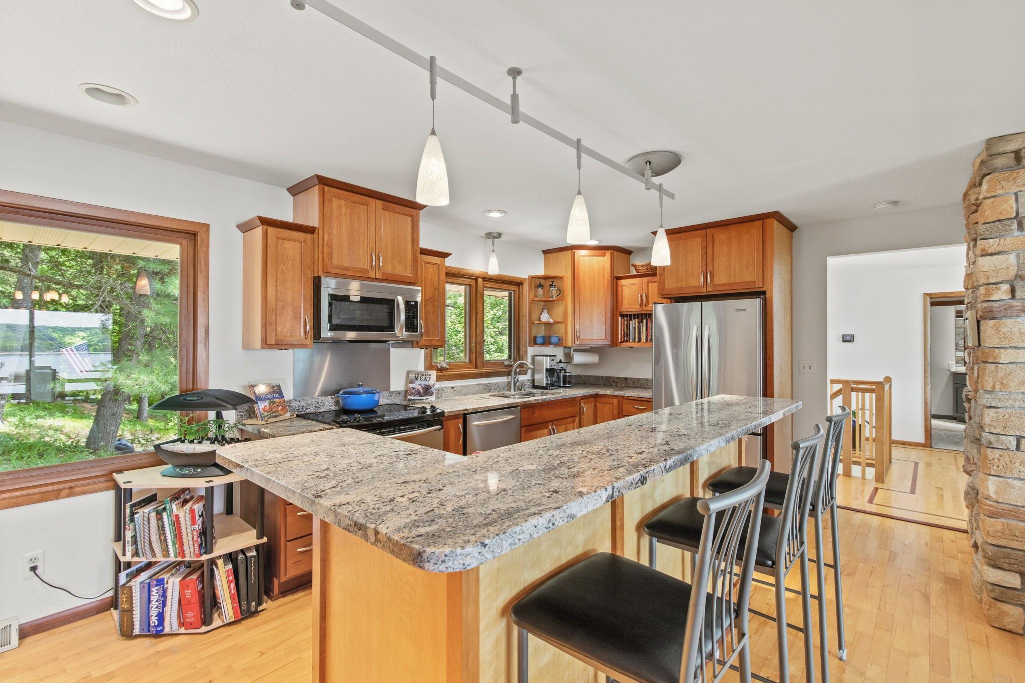 314 North Cove Road Hudson, WI 54016 - Photo 13 of 42