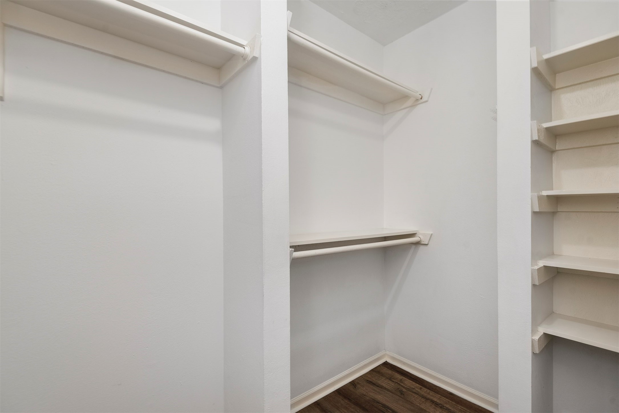30 Berryfrost Lane The Woodlands, TX 77380 - Photo 21 of 33 a view of an empty walk in closet