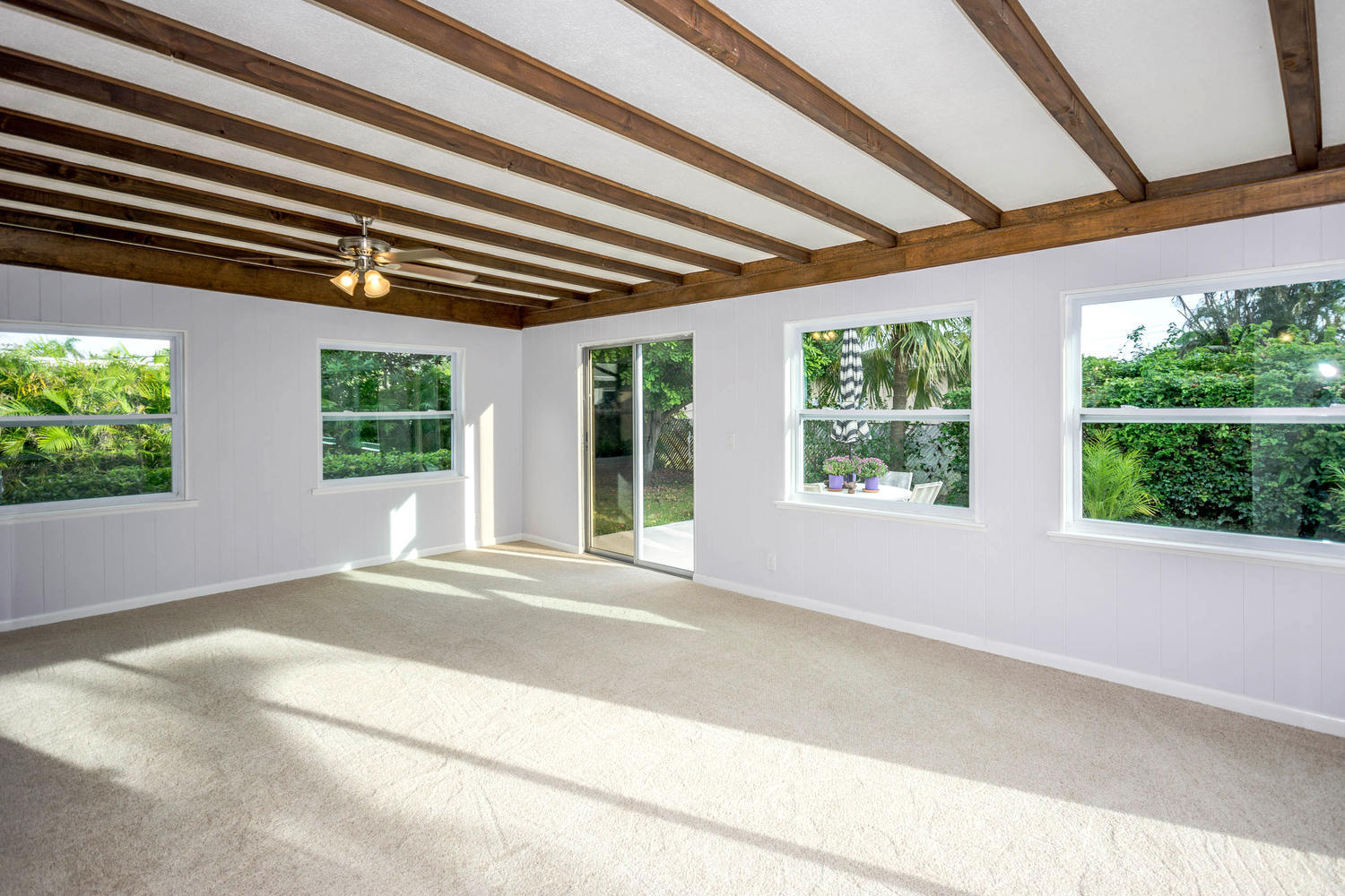 478 Dover Road Tequesta, FL 33469 - Photo 5 of 8 fla room