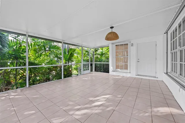 $4,000 | 1311 Fillmore Street, Hollywood, FL 33019