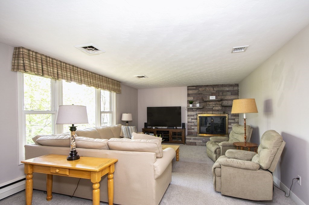 196 Governors Road Quincy, MA 02169 - Photo 19 of 34 Gallery Image 19