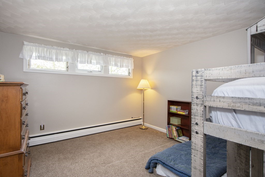 196 Governors Road Quincy, MA 02169 - Photo 26 of 34 Gallery Image 26