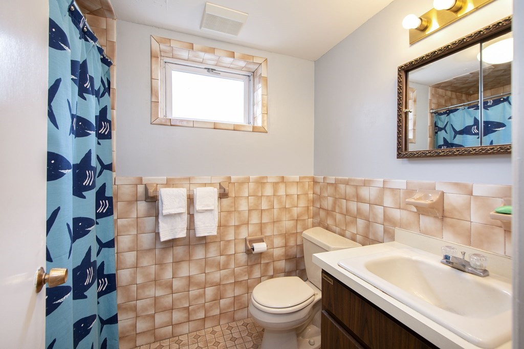 196 Governors Road Quincy, MA 02169 - Photo 31 of 34 Gallery Image 31