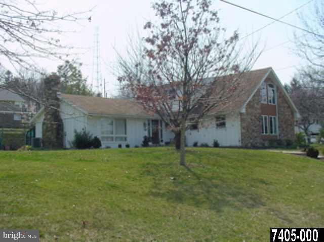 700 Hoffman Road York, PA 17403 - Photo 1 of 9 Gallery Image 1