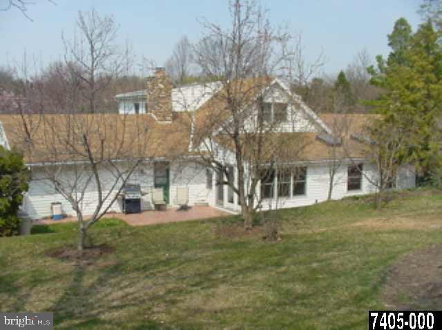 700 Hoffman Road York, PA 17403 - Photo 2 of 9 Gallery Image 2