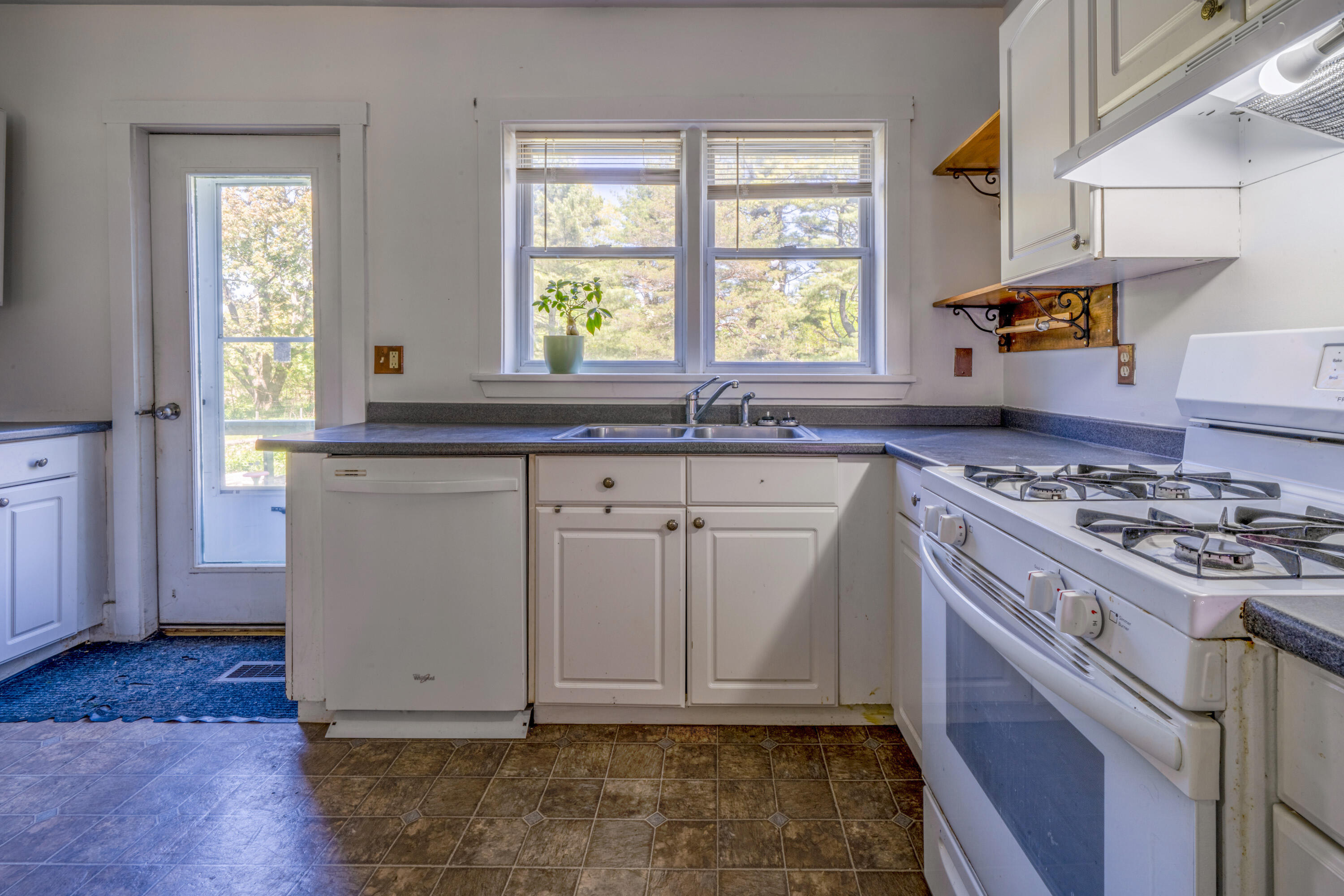 177 Lebanon Road Winterport, ME 04496 - Photo 13 of 47 2591