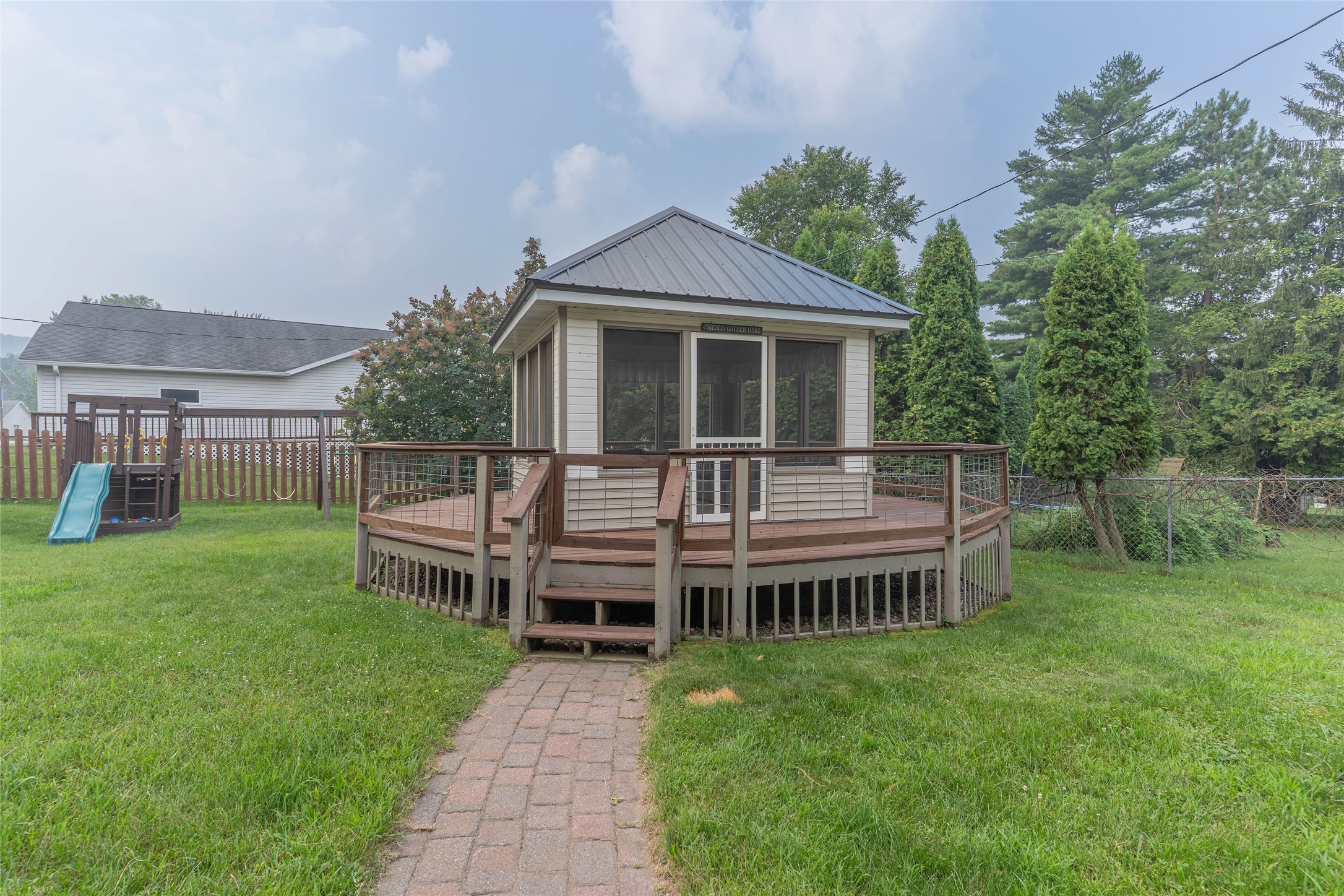 425 Drier Street Durand, WI 54736 - Photo 3 of 38