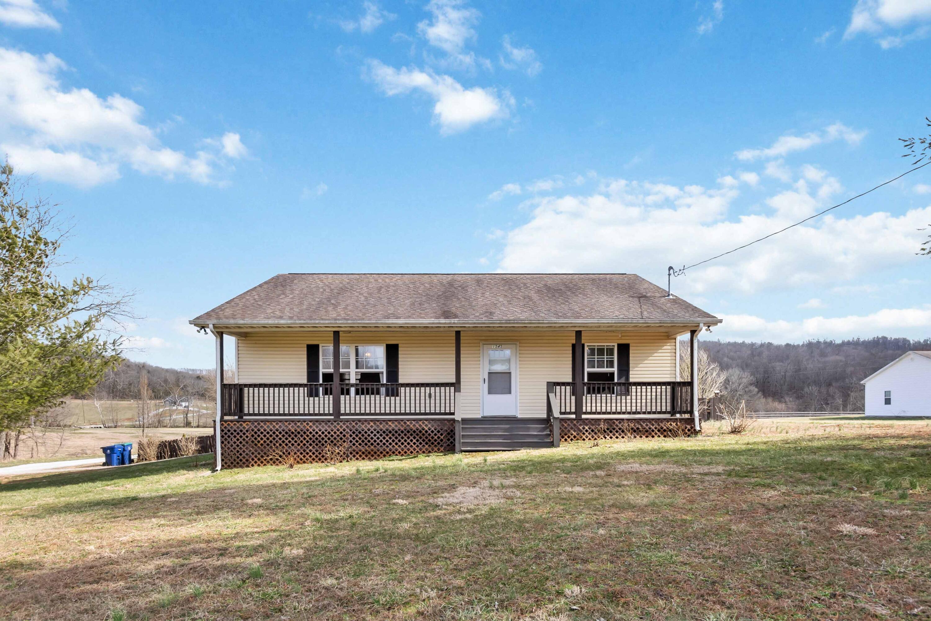 1545 Blaze Valley Road Somerset, KY 42501 - Photo 3 of 34 002