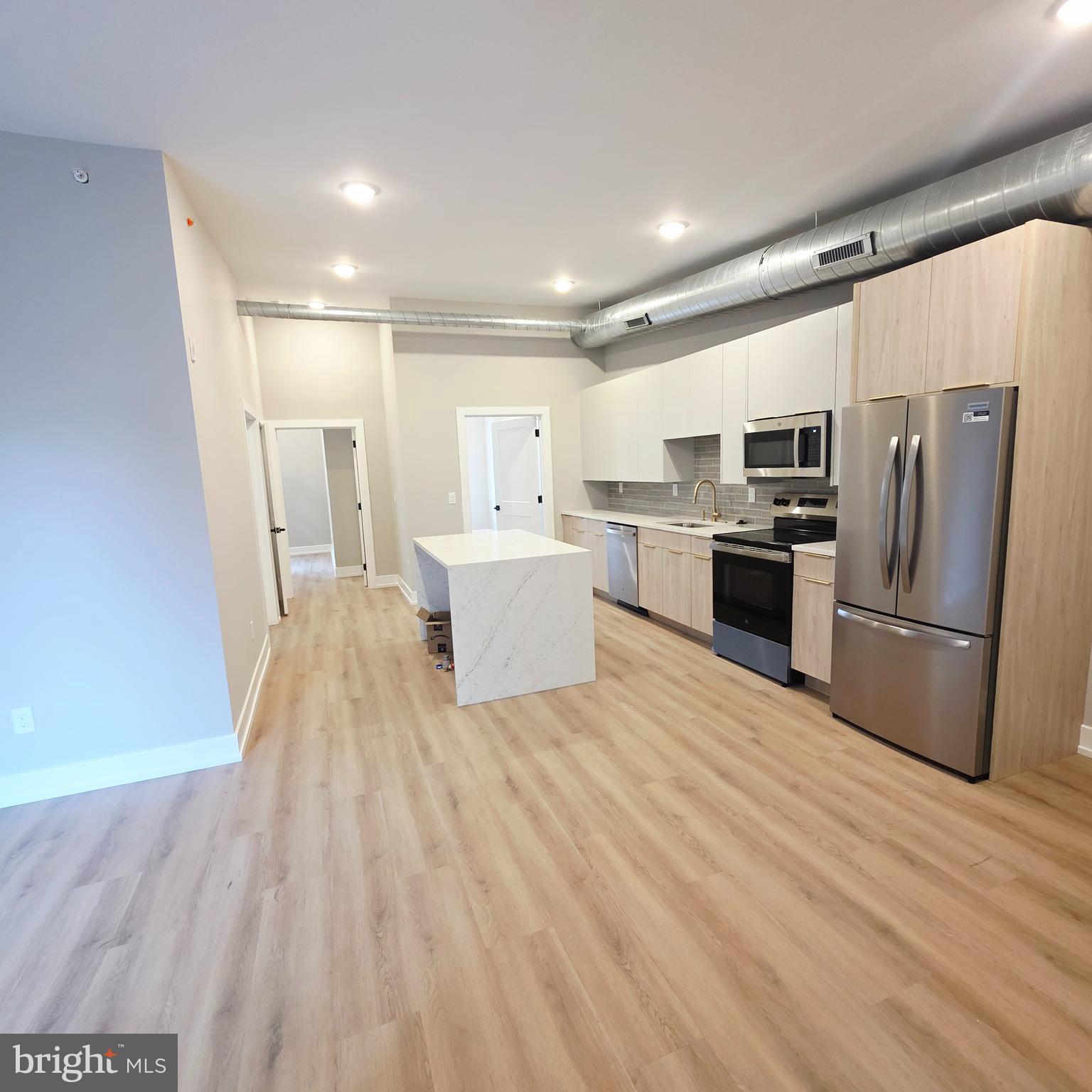 714 Chestnut Street, Unit 4 Philadelphia, PA 19106 - Photo 2 of 15