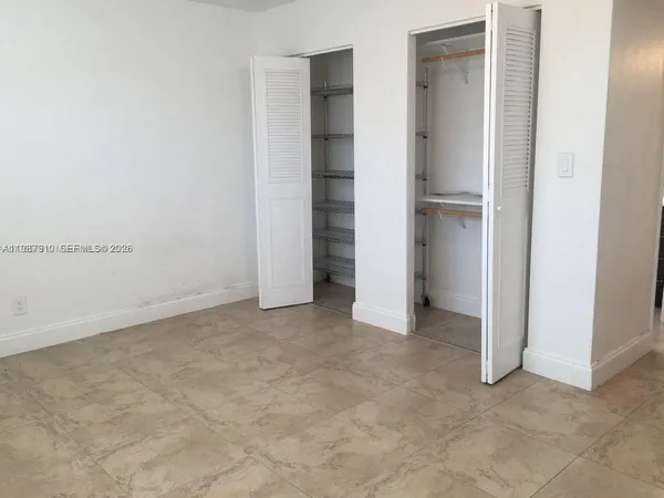 $2,300 | 1939 Jefferson Street, Unit 401, Hollywood, FL 33020