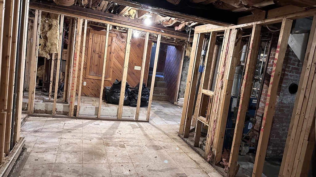 266 Brookfield Road Charlton, MA 01507 - Photo 20 of 28 Gallery Image 20