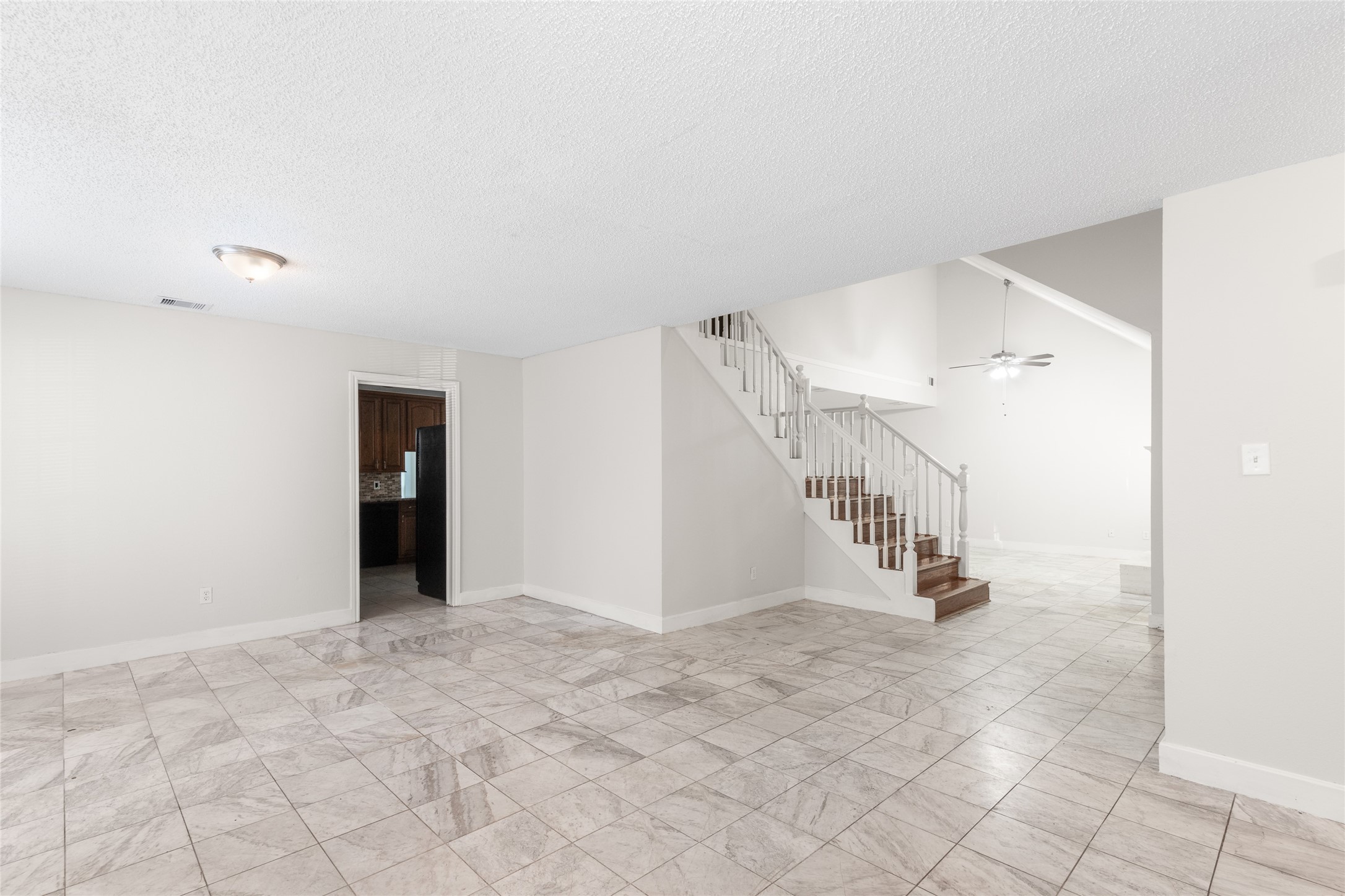 14714 Ridgechase Lane Houston, TX 77014 - Photo 6 of 29