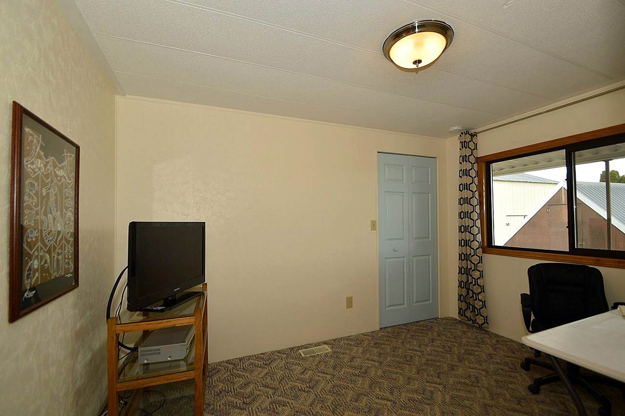 15611 South Keeney Road Spokane, WA 99224 - Photo 9 of 20 Gallery Image 9