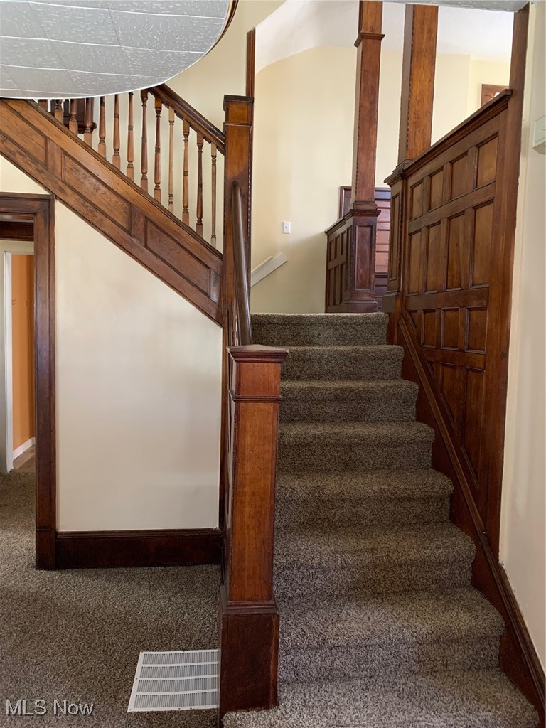 1884 Beersford Road Cleveland, OH 44112 - Photo 14 of 28 Gallery Image 14