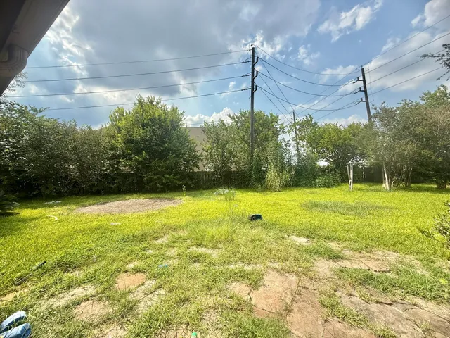 $2,000 | 3602 Brier Gardens Drive, Houston, TX 77082