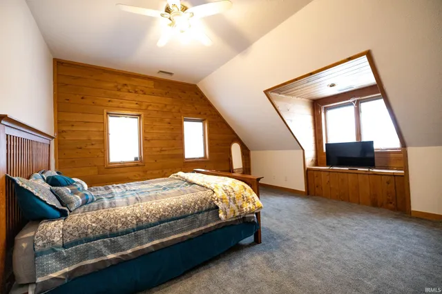 $1,500,000 | 4108 North 100 West, Rochester, IN 46975