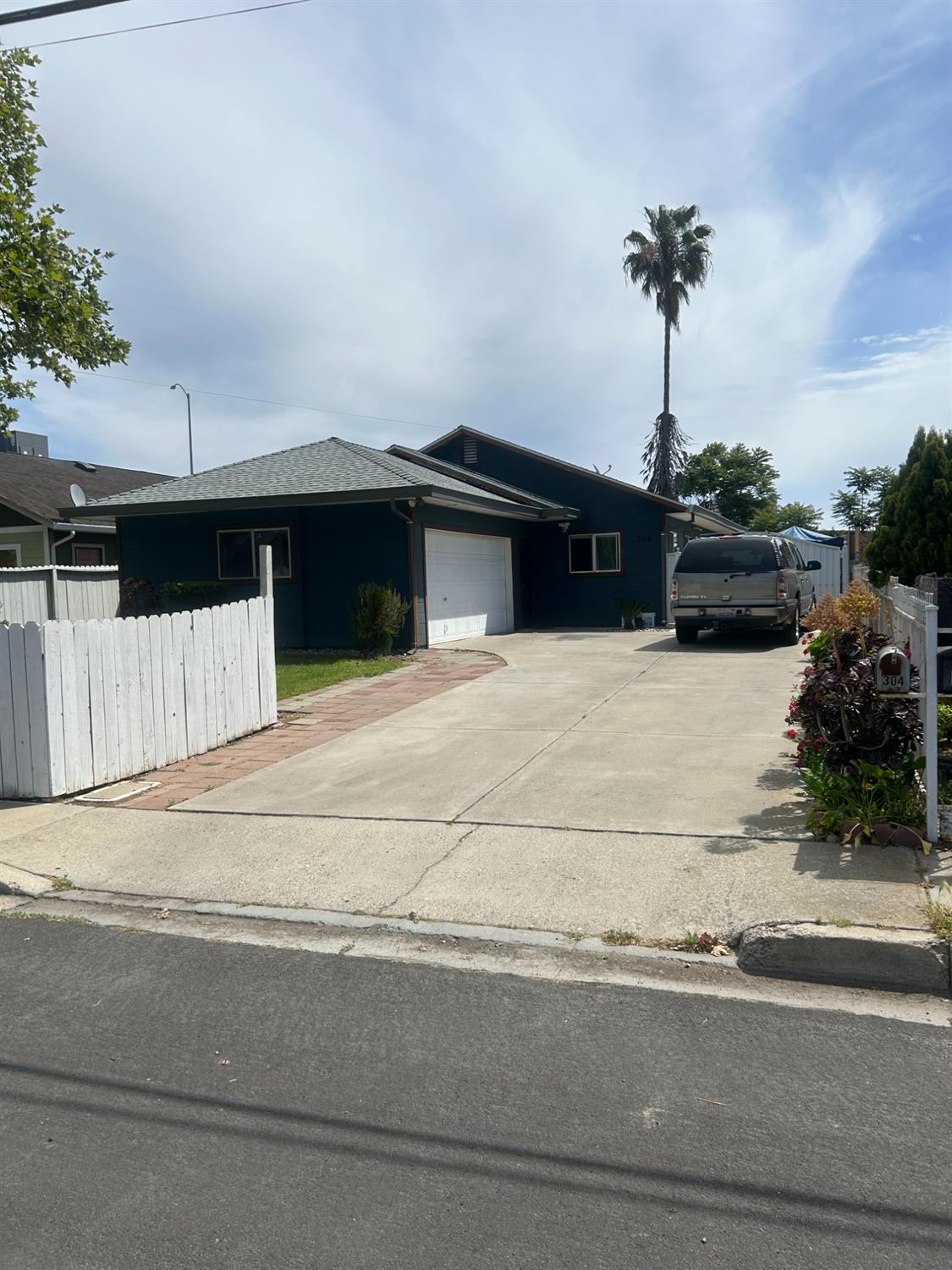 304 North Madison Street Modesto, CA 95351 - Photo 2 of 12 a view of a terrace