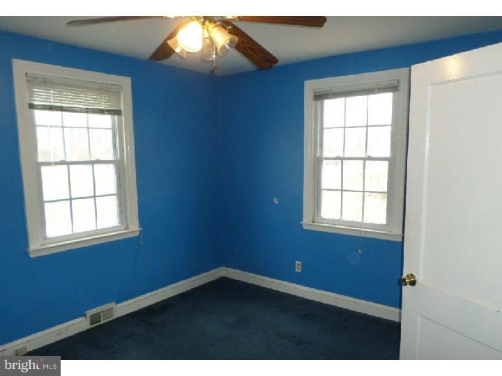2615 Radcliffe Road Broomall, PA 19008 - Photo 11 of 22 Gallery Image 11