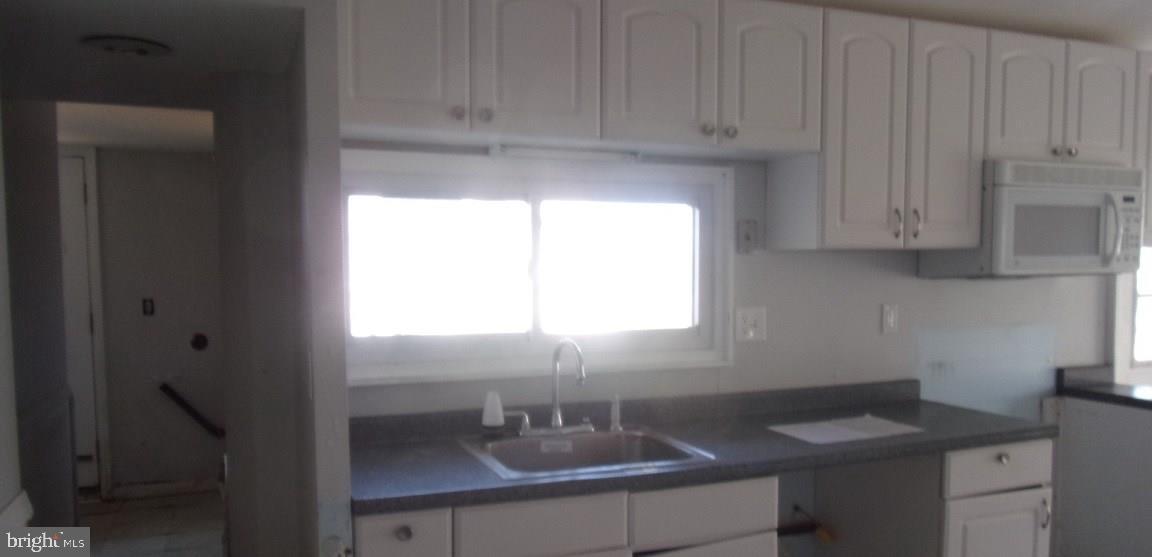 36 Capstan Road Waretown, NJ 08758 - Photo 3 of 14