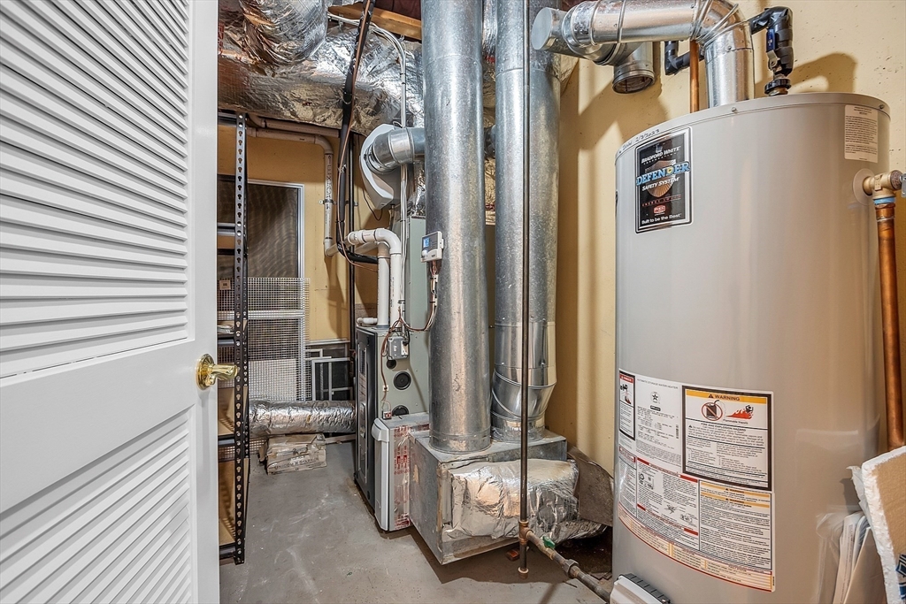 19 S Commons, Unit D Lincoln, MA 01773 - Photo 31 of 41