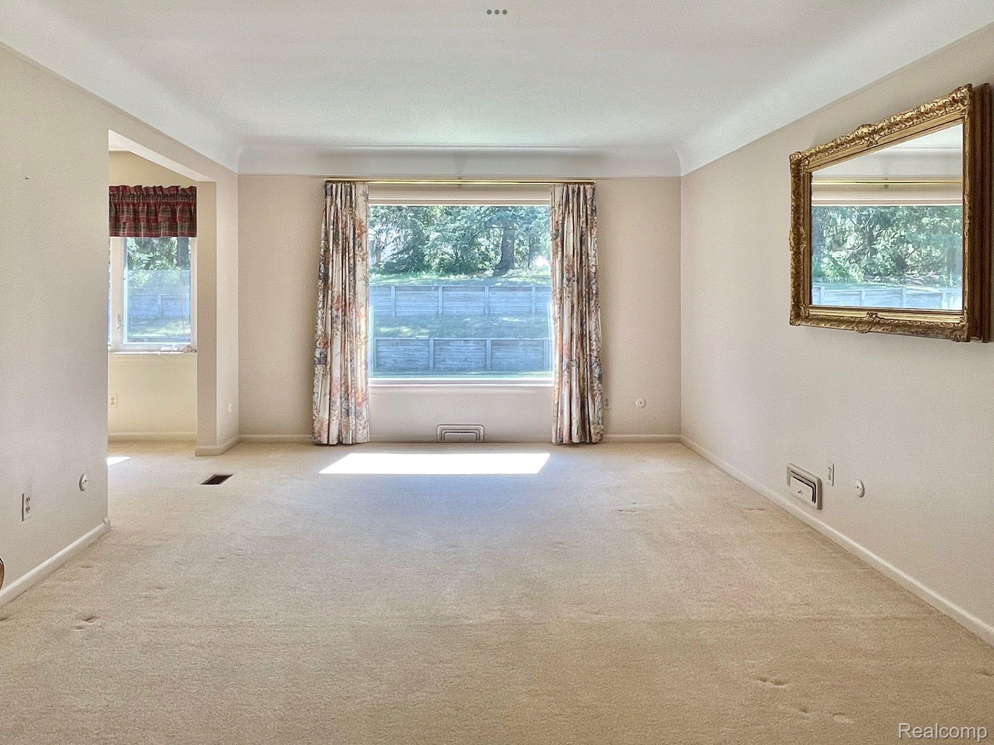 5603 North Rochester Road Rochester, MI 48306 - Photo 11 of 19 Gallery Image 11