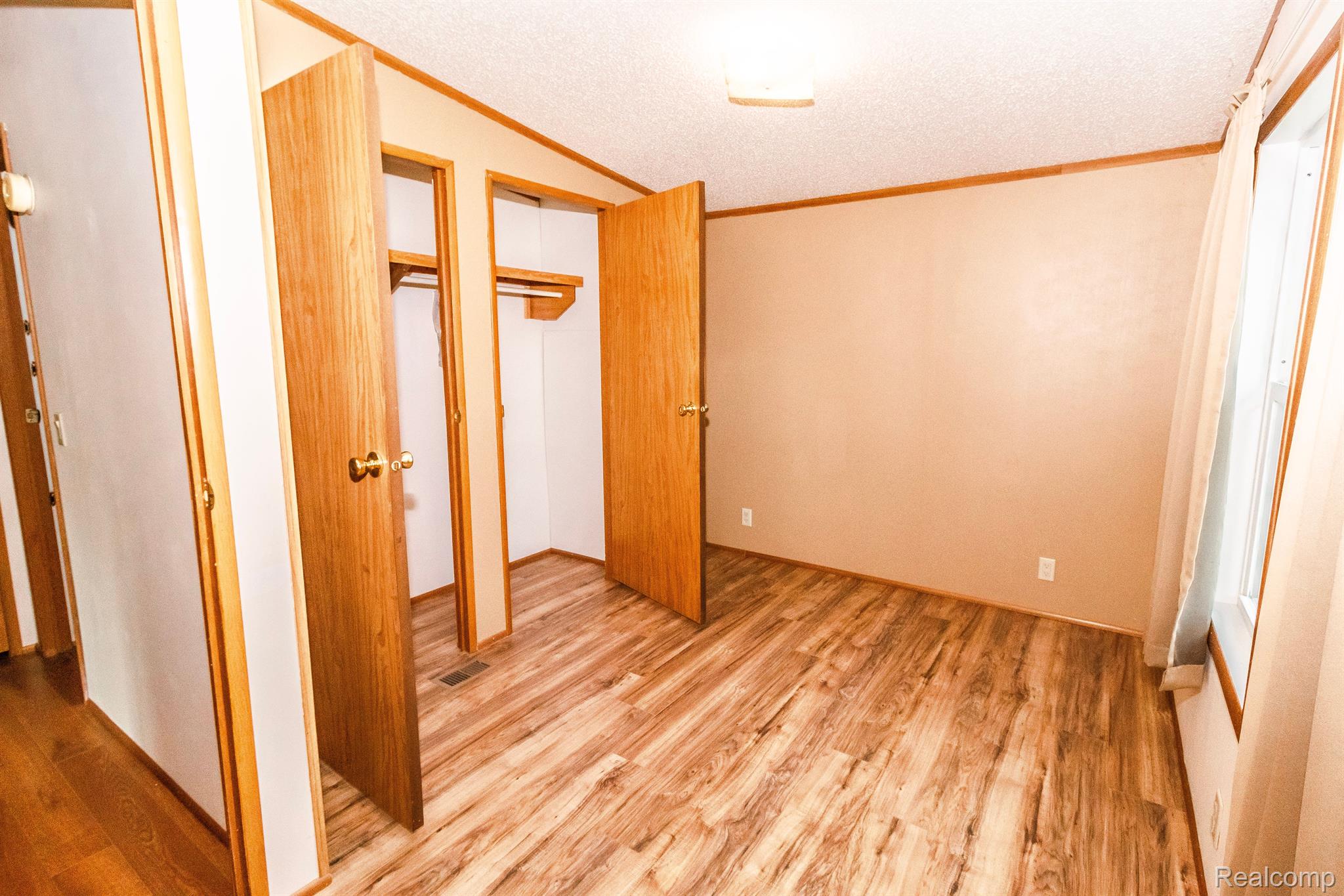 1959 Ferns Road Lapeer, MI 48446 - Photo 17 of 49